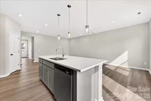 6057 Longar Ln, Charlotte, NC 28269 - Photo 12