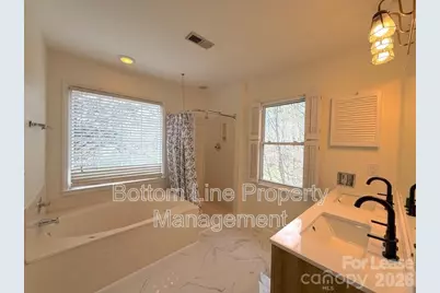 9423 Fairmead Drive, Charlotte, NC 28269 - Photo 24