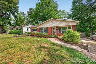 5413 Gwynne Avenue, Charlotte, NC 28205 - Photo 2