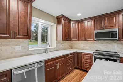 1742 NE 12th Street, Hickory, NC 28601 - Photo 6