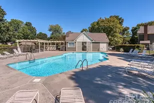 2745 Von Thuringer Ct, Charlotte, NC 28210 - Photo 18