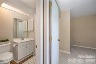 2745 Von Thuringer Ct, Charlotte, NC 28210 - Photo 14