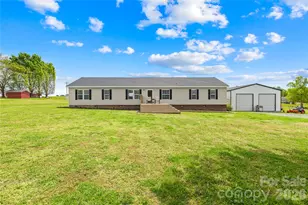 25948 Copper Creek Dr, Albemarle, NC 28001 - Photo 2