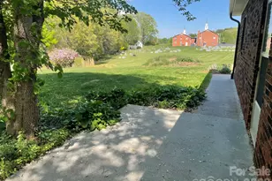 1320 Havenwood Dr, Morganton, NC 28655 - Photo 44