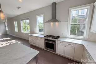 4018 City Homes Pl, Charlotte, NC 28209 - Photo 14