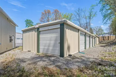 130 Oakland Hills Drive, Etowah, NC 28729 - Photo 12