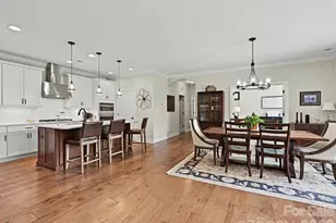 2202 Lincolnshire Ln, Wesley Chapel, NC 28173 - Photo 8