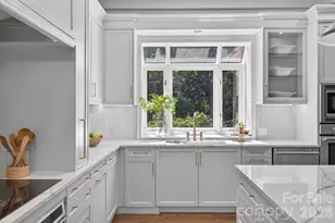 3314 Leamington Ln, Charlotte, NC 28226 - Photo 10