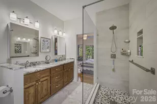 2224 W Paradise Harbor Dr, Connelly Springs, NC 28612 - Photo 18