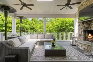 1924 Plaza End Trce, Charlotte, NC 28205 - Photo 32