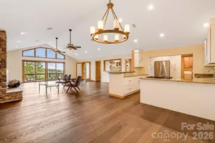 55 Glade Ln, Black Mountain, NC 28711 - Photo 10