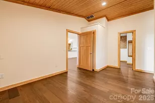 55 Glade Ln, Black Mountain, NC 28711 - Photo 20