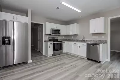 911 Grass Hollow Court, Charlotte, NC 28216 - Photo 4