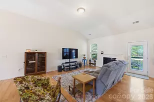 743 Edenhall Dr, Columbia, SC 29229 - Photo 8