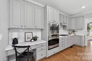 8700 Edgewater Ct, Waxhaw, NC 28173 - Photo 10