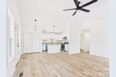 154 Duke Street, Granite Falls, NC 28630 - Photo 4