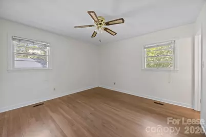 1502 Cloverdale Lane, Gastonia, NC 28052 - Photo 14