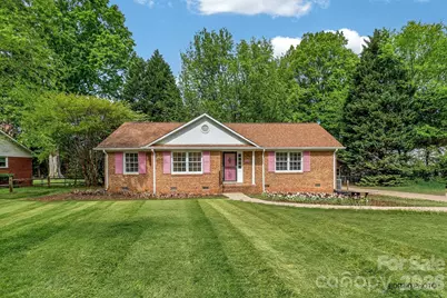 710 Twin Oaks Road, Davidson, NC 28036 - Photo 2