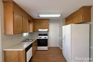 4608 Falcon Chase Dr, Concord, NC 28027 - Photo 4