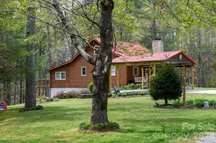 3860 Dixon Hill Pl, Lenoir, NC 28645 - Photo 1