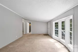 98 Fork Ridge Ln, Hendersonville, NC 28792 - Photo 6