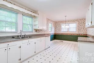 2403 W C St, Kannapolis, NC 28081 - Photo 12