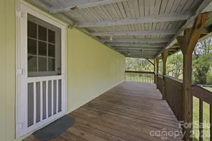 2566 Andrews Cir, Lenoir, NC 28645 - Photo 12