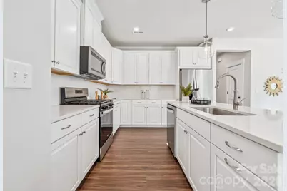 3119 Finchborough Court #211, Charlotte, NC 28269 - Photo 4