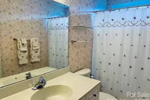 208 Dartcrest Dr, Hendersonville, NC 28792 - Photo 22