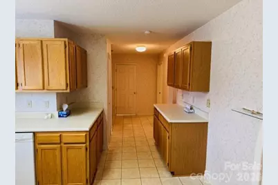 208 Dartcrest Drive, Hendersonville, NC 28792 - Photo 12