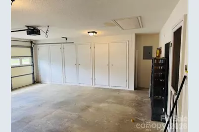 208 Dartcrest Drive, Hendersonville, NC 28792 - Photo 32