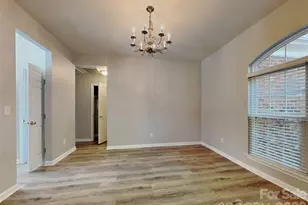 2507 Post Oak Ln, Gastonia, NC 28056 - Photo 6