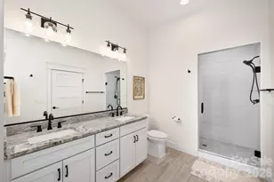 77 Village Pointe Ln, Asheville, NC 28803 - Photo 30