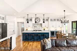 77 Village Pointe Ln, Asheville, NC 28803 - Photo 6