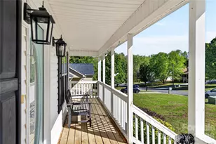 7 Collin Ln, Thomasville, NC 27360 - Photo 4