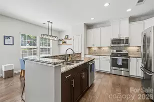 2459 Alyssa Ln, Charlotte, NC 28208 - Photo 12