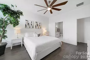 2401 Euclid Ave, Charlotte, NC 28203 - Photo 12