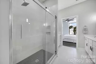2401 Euclid Ave, Charlotte, NC 28203 - Photo 14