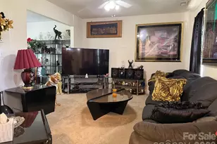 4046 W Fairmeadow Dr, Lancaster, SC 29720 - Photo 14