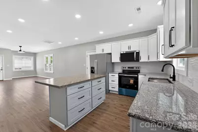 344 Mayflower Avenue, Cramerton, NC 28032 - Photo 8