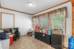 3634 Hillview Dr NE, Conover, NC 28613 - Photo 22