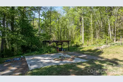 3634 Hillview Drive NE, Conover, NC 28613 - Photo 8