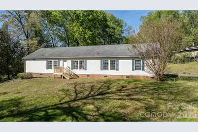 3634 Hillview Drive NE, Conover, NC 28613 - Photo 38