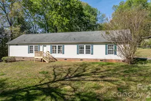 3634 Hillview Dr NE, Conover, NC 28613 - Photo 38