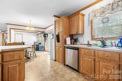 3634 Hillview Drive NE, Conover, NC 28613 - Photo 20