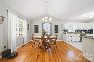 5175 Landing View Dr, Granite Falls, NC 28630 - Photo 10