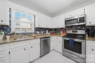 5175 Landing View Dr, Granite Falls, NC 28630 - Photo 16