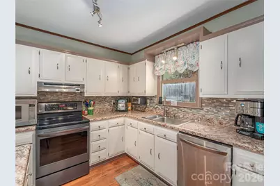444 Martin Branch Road, Leicester, NC 28748 - Photo 10
