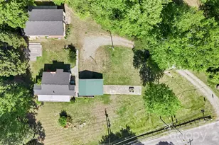 5208 Hickory Grove Rd, Mount Holly, NC 28120 - Photo 2