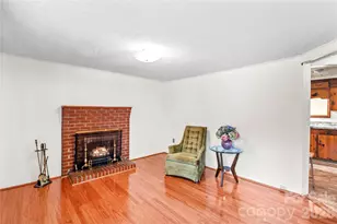 155 Parkertown Rd, Mooresville, NC 28115 - Photo 2